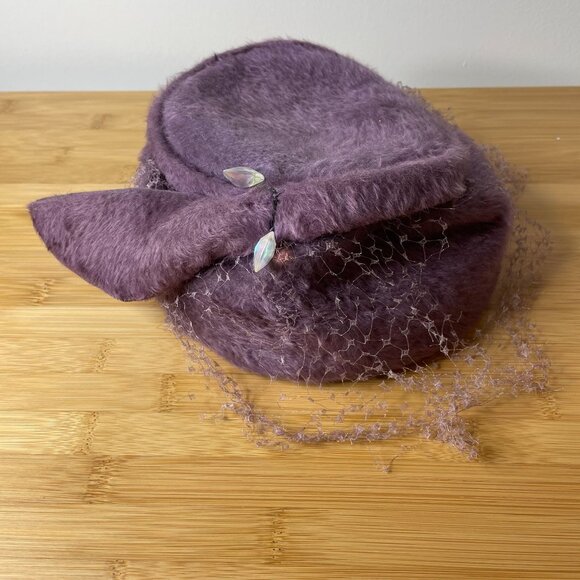 Vintage Mystere Purple Violet Imported Fur Hat Veil Netting Crystals Size 23 - Picture 1 of 9